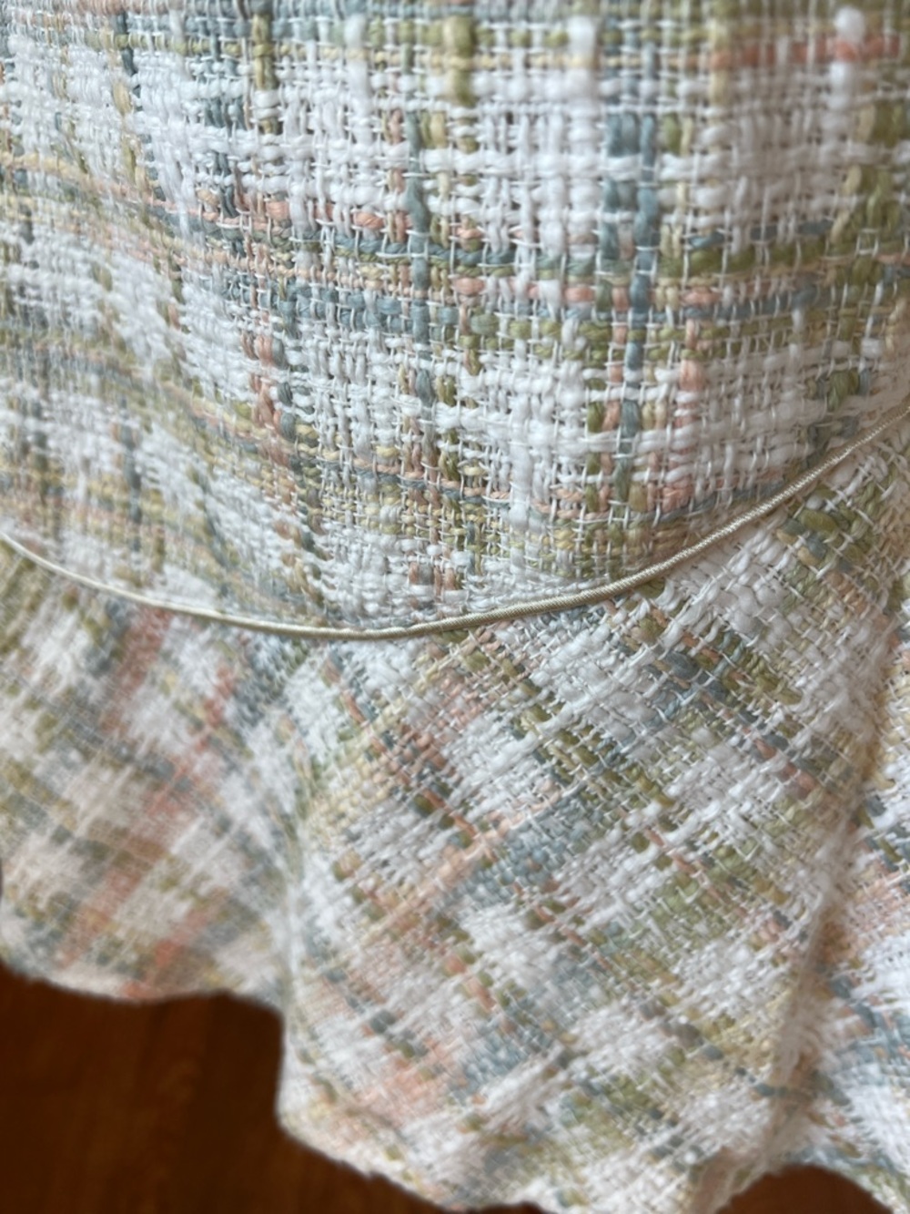 kenzie Cotton Tweed Asymmetrical Flared Skirt with Ribbon Accent. Size 8 - Picture 9 of 9